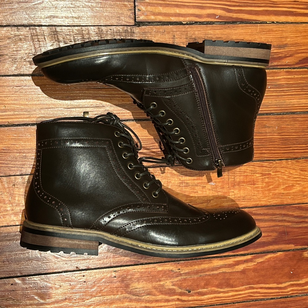 Brown Dress Boots - 8